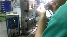 苹果充电器模具抛光-火博（中国）8