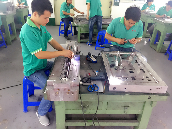 火博（中国）团队加工作业中