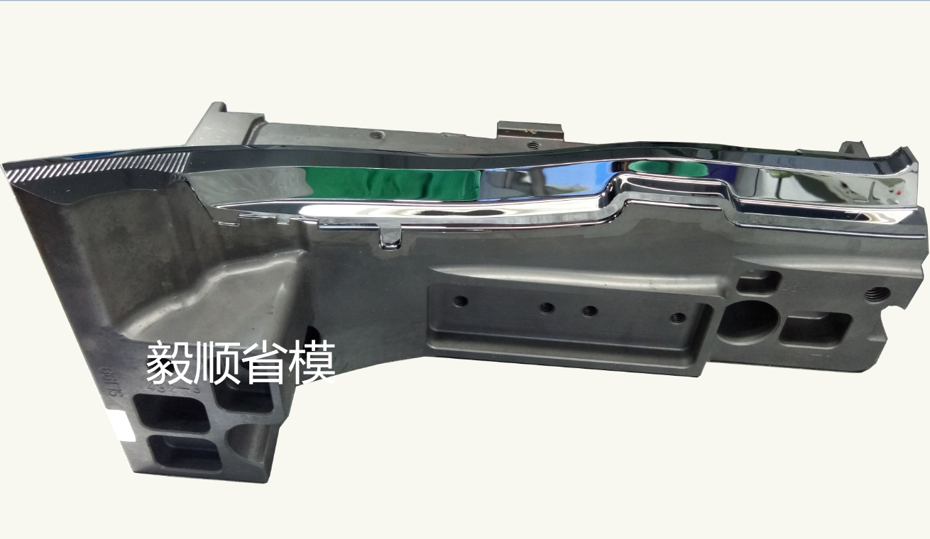 车灯模具抛光-火博（中国）3