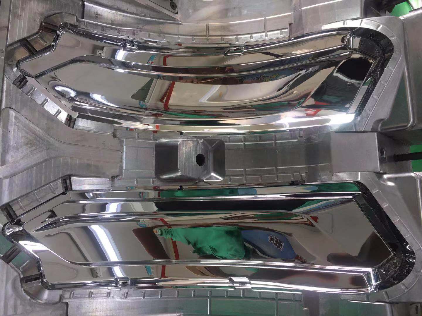 车灯模具镜面抛光