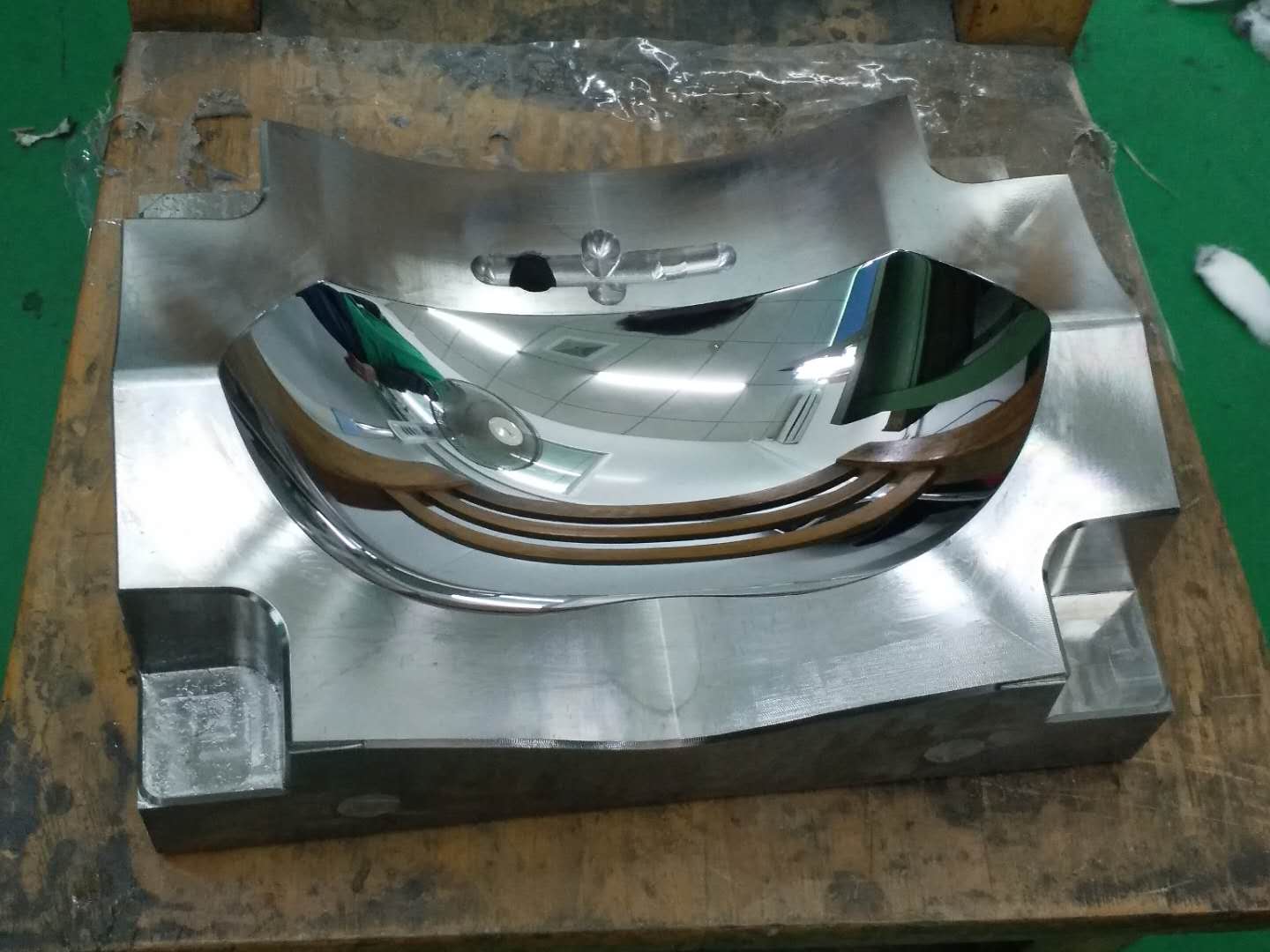 眼镜模具抛光厂家