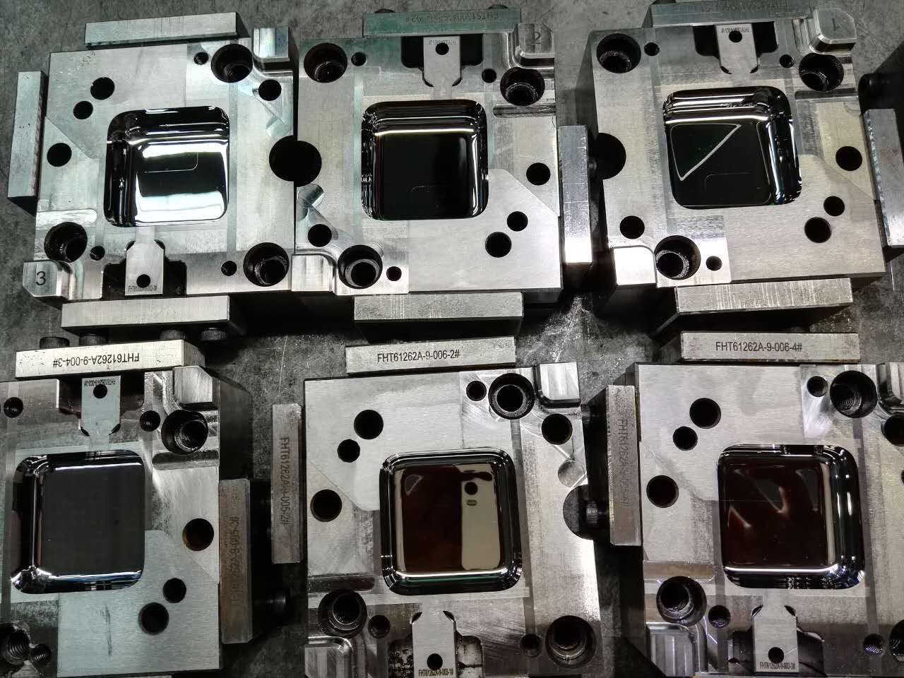 苹果手机充电器模具 