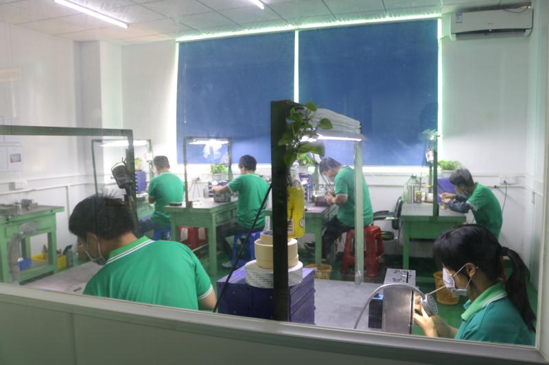 火博（中国）光学模具抛光