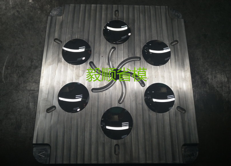 光学镜头模具抛光-火博（中国）